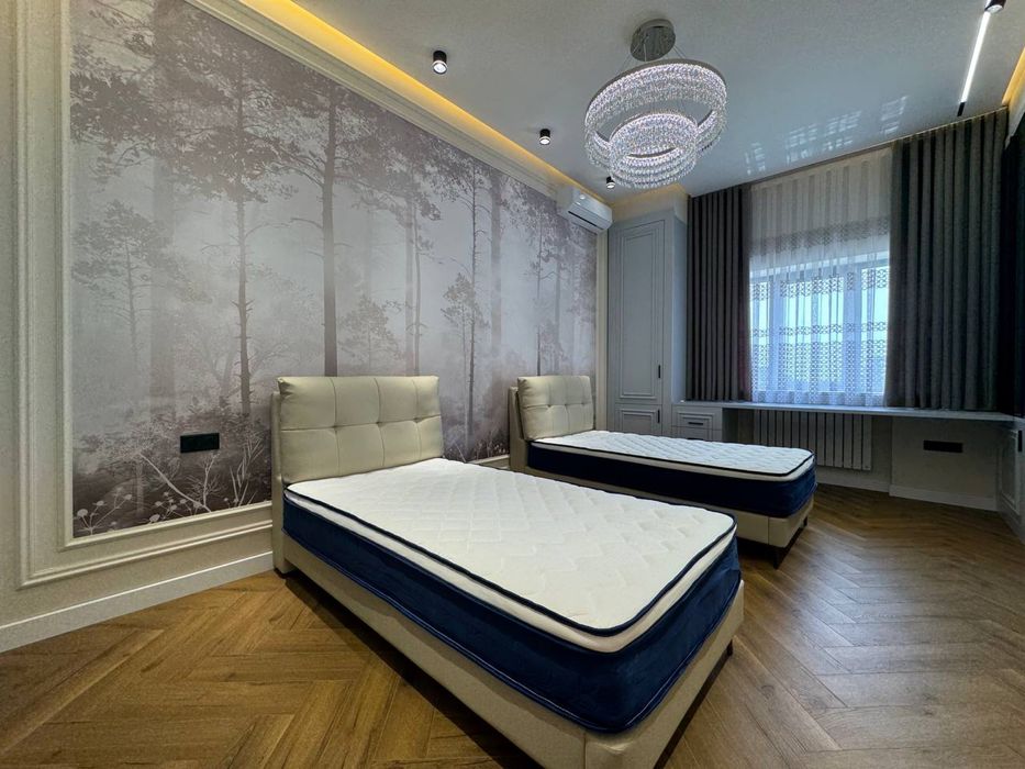 Продается 3хком новостройка в центре