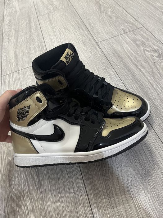Air Jordan 1 High Patent Gold Toe NRG Retro White