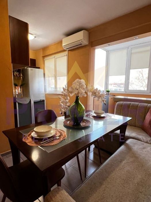 Дава се под наем Четиристаен апартамент в Варна, Чаталджа - 90 кв.м за 918 € - Снимка #4