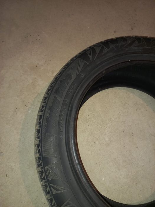 Продаются зимние шины