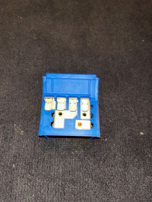 Части за BMW E30