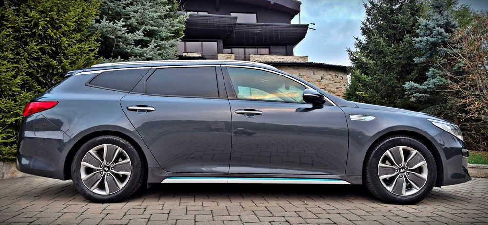 Kia Optima PLUG-IN Hybrid Executive