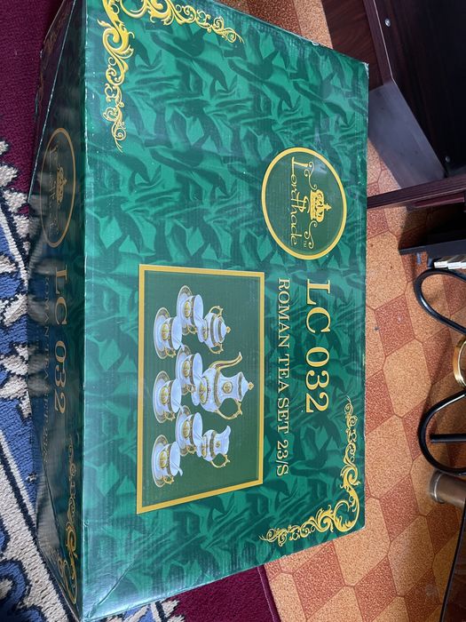 Продам очень красивый сервис