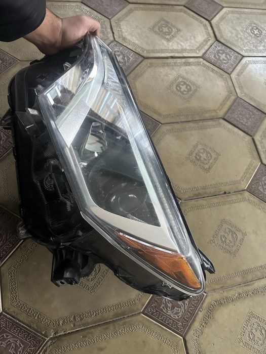 Фара рав 4 2018г рестайлинг