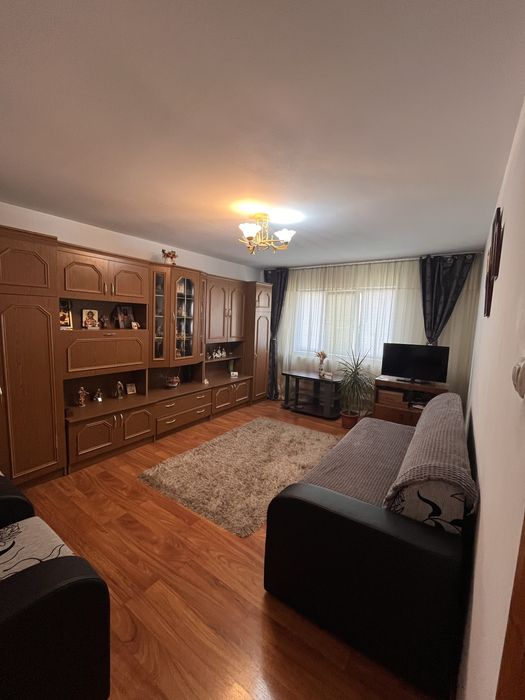 Apartament cu 2 camere de vanzare, 70000€ negociabil