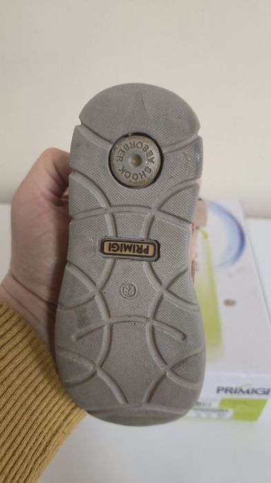 Боти за момиче Примиджи 23 номер.