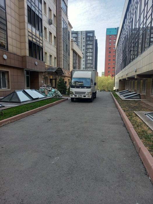 Вывоз мусора Алматы. 5 тонник. Большой газель