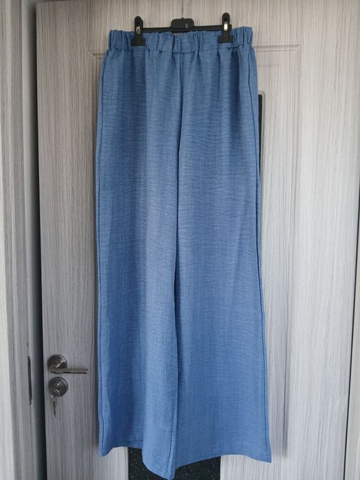 Vand set de dama vesta si pantaloni  M