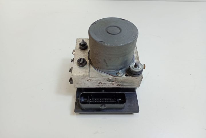 Pompa ABS 8E0910517H Seat Exeo prima generatie seria