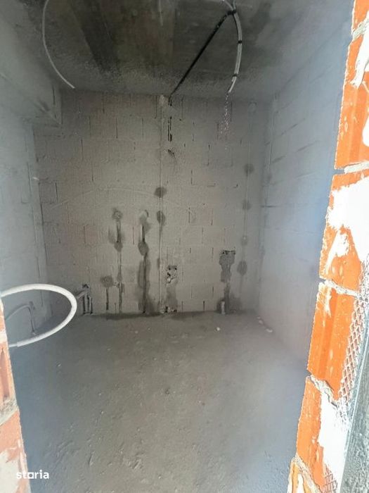 Garsoniera bloc nou, 36 mp utili + balcon, zona Vest