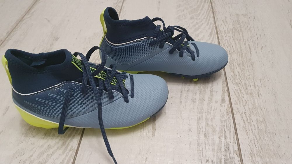 Adidasii de fotbal noi 30