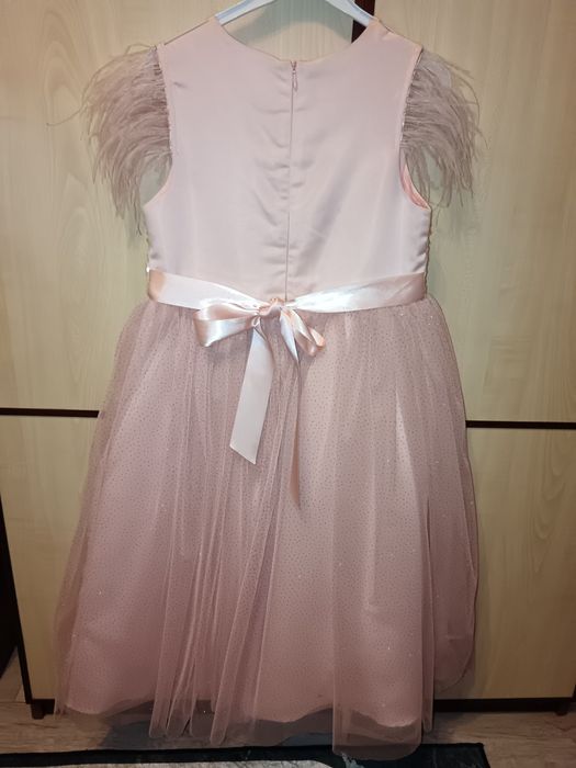 Продам нарядное  платье