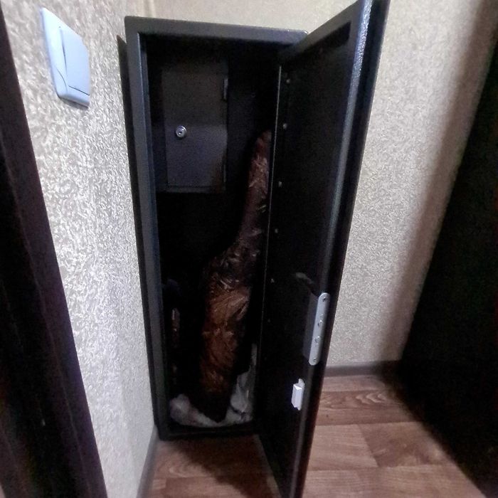 Сейф миталический