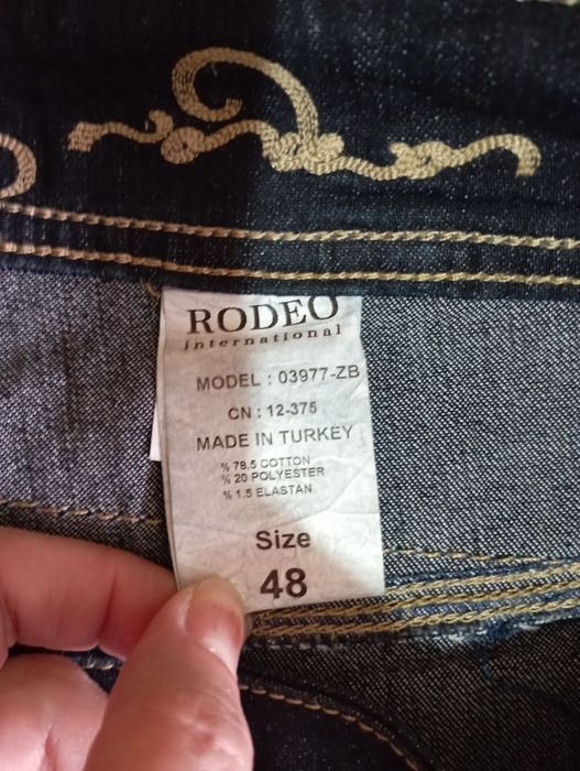 Джинсы женские продам