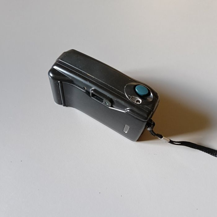 Nikon p&s, Pentax Espio, Revue zoom, - aparate foto pointandshoot 35mm