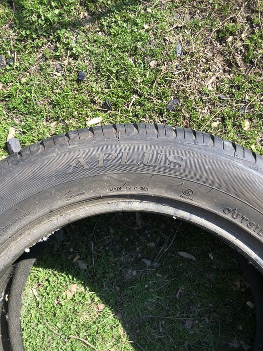 Vand 2 anvelope vara 225/55/17