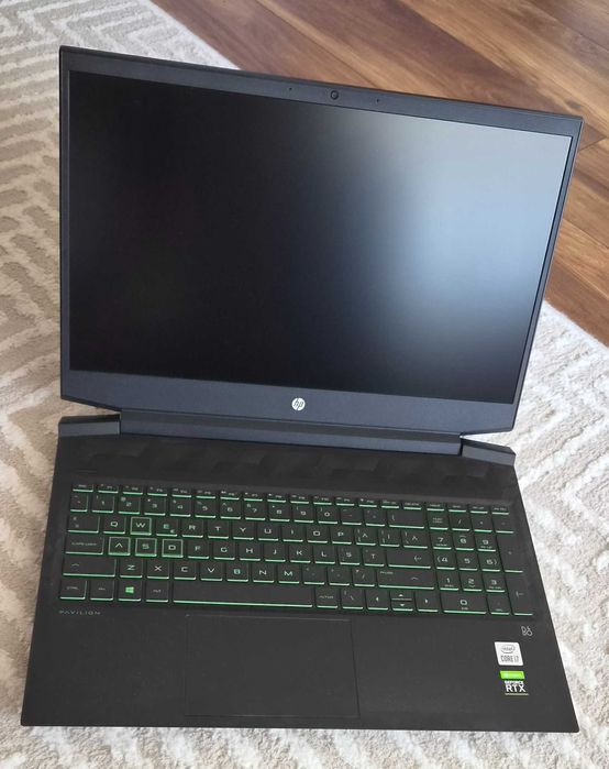 Vand Laptop HP ,cu Exocad 2.3 Matera