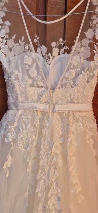 Rochie mireasa tip printesa Ivoire