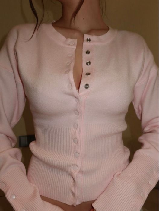 Приталенная кофта и брюки