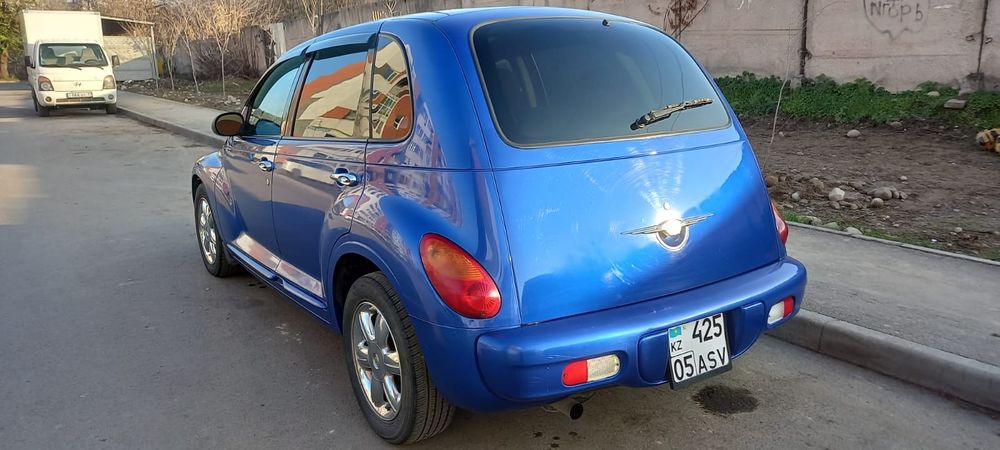 Продам машину крайслер