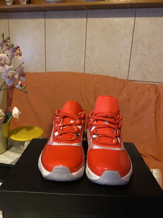Air Jordan 11 CMFT Low GS