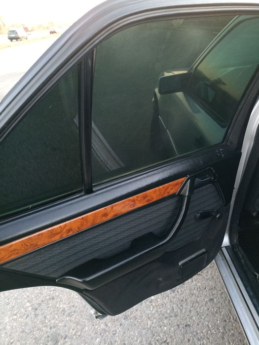 Мерседес 124_2.3_1991г.мех