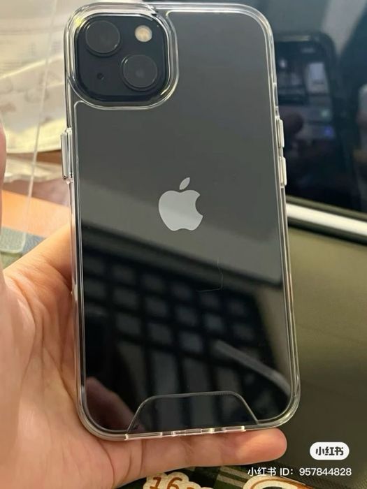 iPhone 13 с гарантей