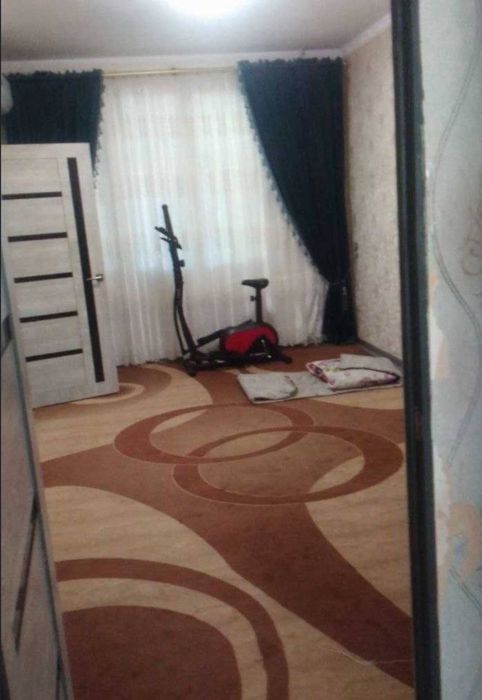 Сампида квартира Ялангоч сотилади 2/2/4 50 квадрат таййор холатда