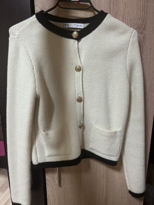 Дамско яке Nike.