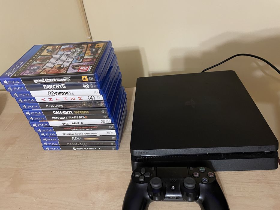 Vând Ps4 simlim 1T