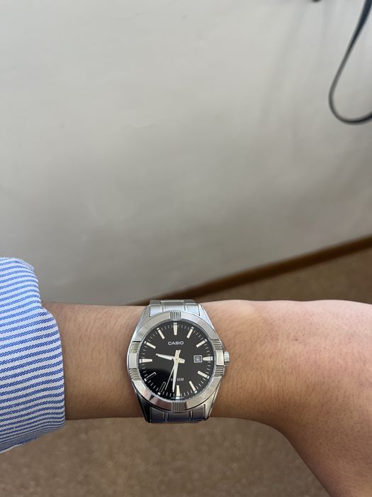 Сагат сатылады Casio