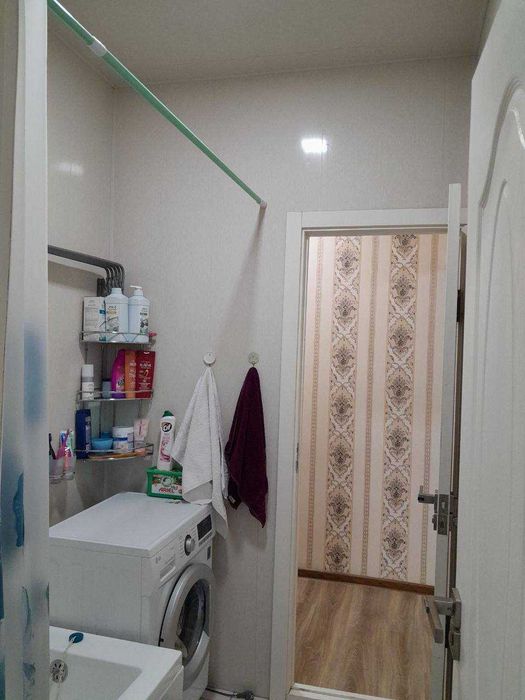 СРОЧНО !! Продаётся квартира в Яшнабаде 2/4/4 ( 47 кв/м ) Авиасозлар 3