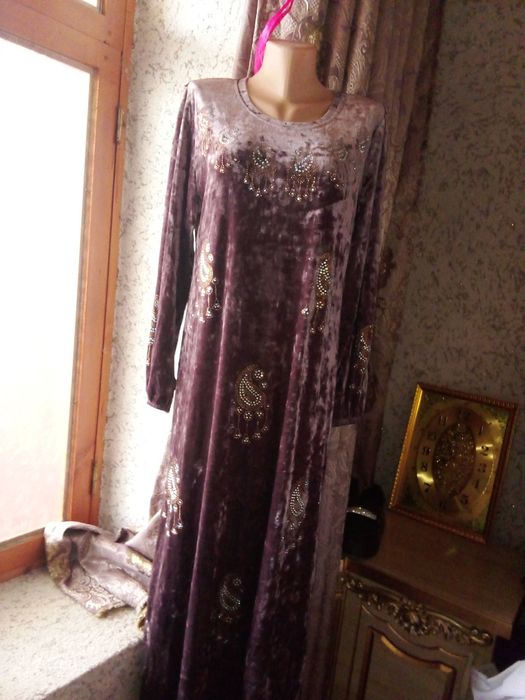 Ayollar uchun koʻylak begoyim matosidan