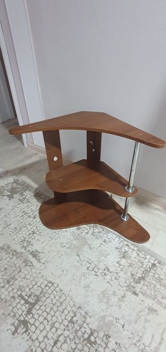 Уголок настенный