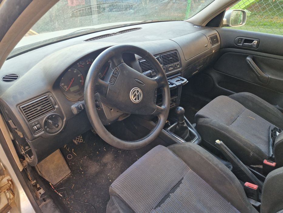 Голф 4 1.6 fsi 5скорости на части