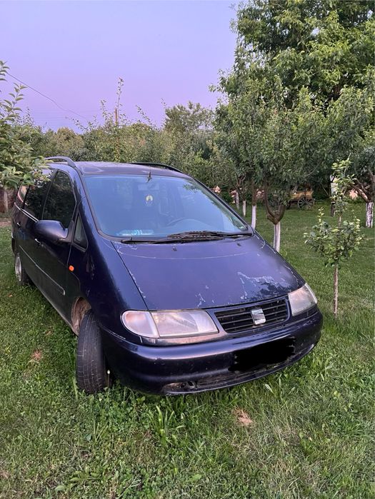 Vw Sharan 2.0i ЦЯЛ ИЛИ ЗА ЧАСТИ
