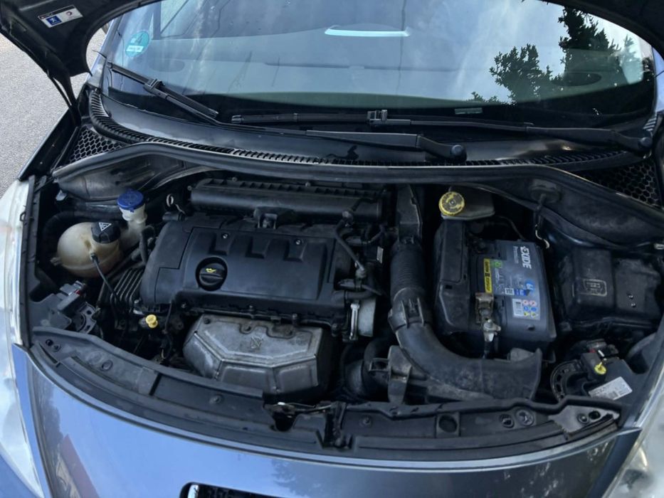 Peugeot 207 sw 2010