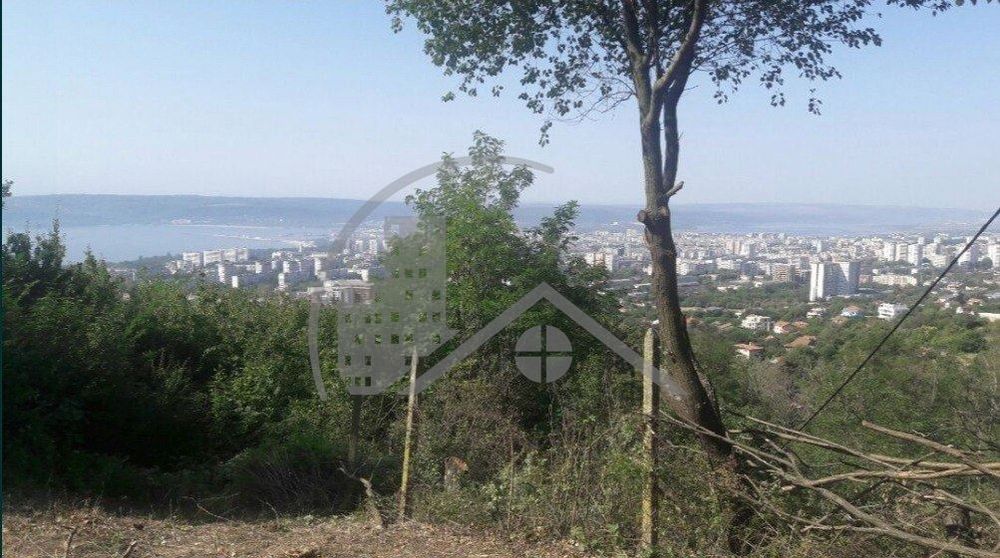 Парцел във Варна м-т Акчелар