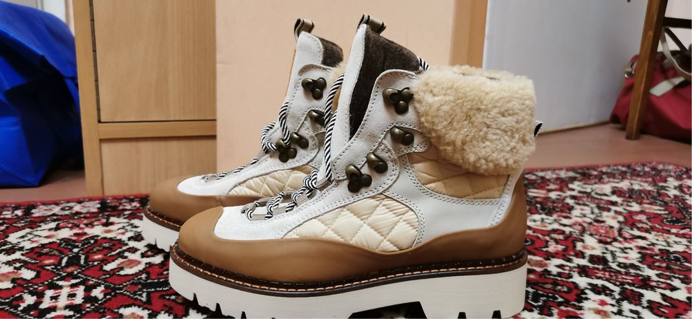 Scotch and soda боти