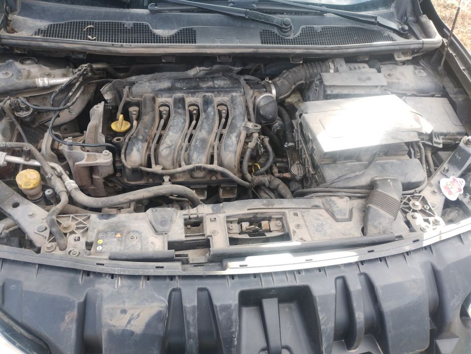 Рено Флуенс-Меган на части