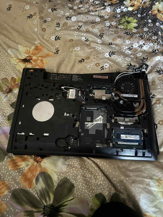 Vând laptop care merge