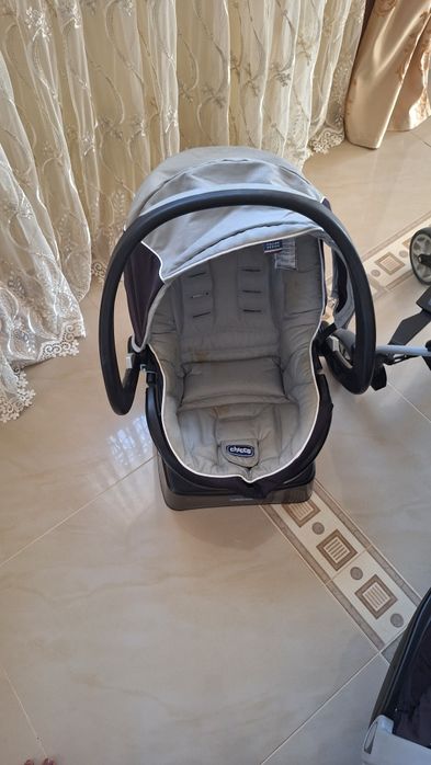 Vand carucior Chicco Trio living