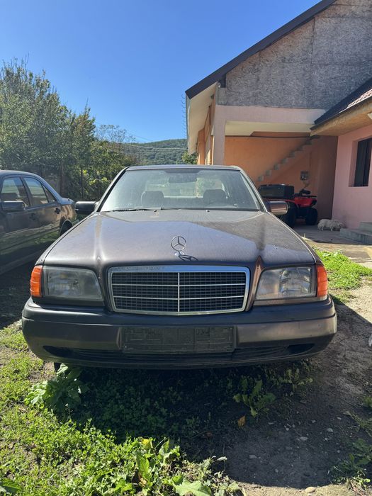 Mercedes benz c180 w202