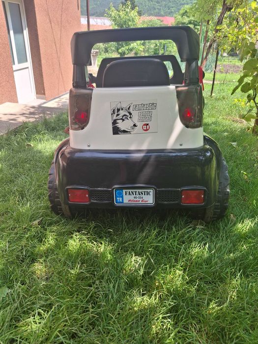 Masinuta electrica pt copii