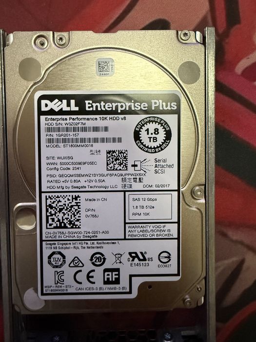 Продам SAS диски Dell