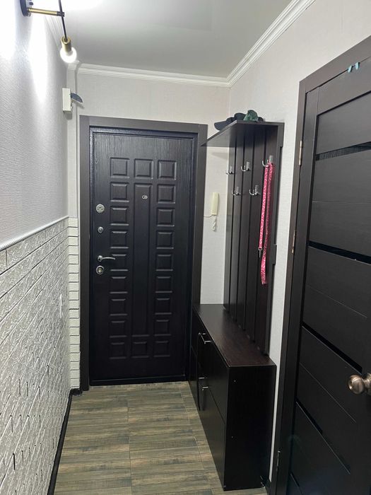 2-комнатная на 7 мкрн ][