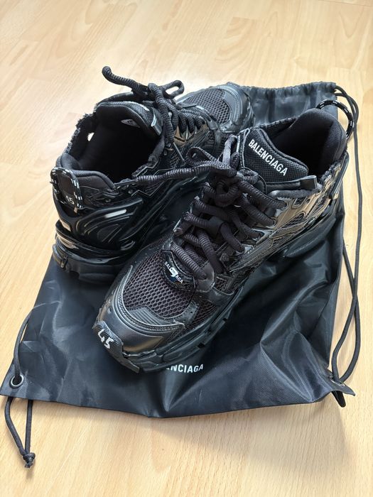balenciaga runner