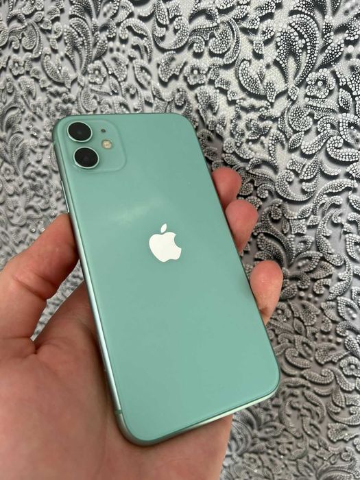 Айфон 11 в идеальном состоянии