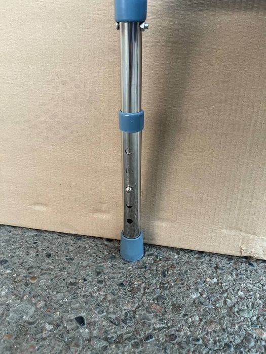 Комодный стул-туалет для пожилых и инвалидов