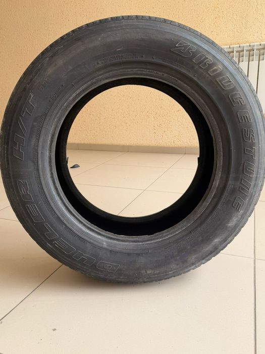 Летние шины б/у продам 4шт